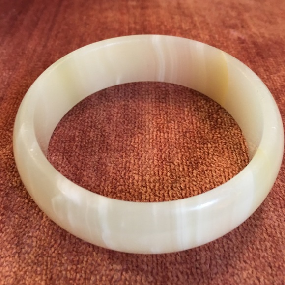 Jade bracelet - Picture 1 of 3